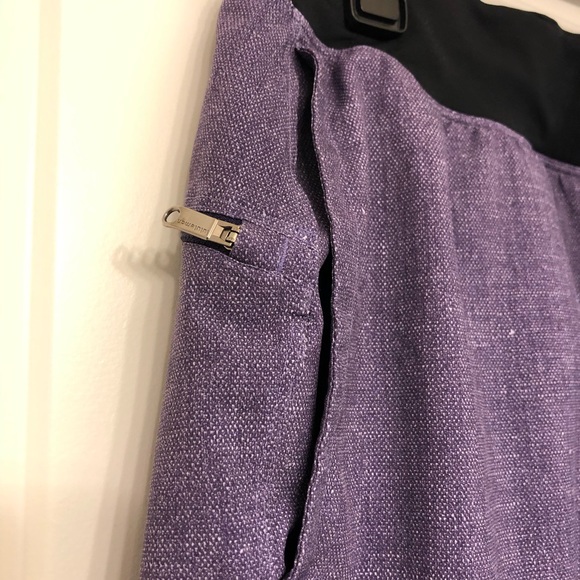 🤩 Lululemon workout shorts 🩳 - Picture 4 of 7